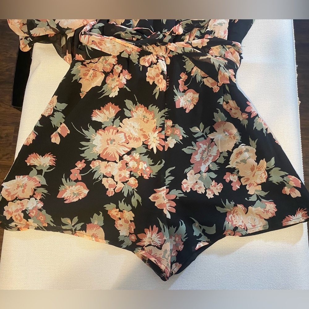 Floral Romper with Sheer Overlay | L | Off-Shoulder, Detachable Straps, High-Low - Picture 7 of 13